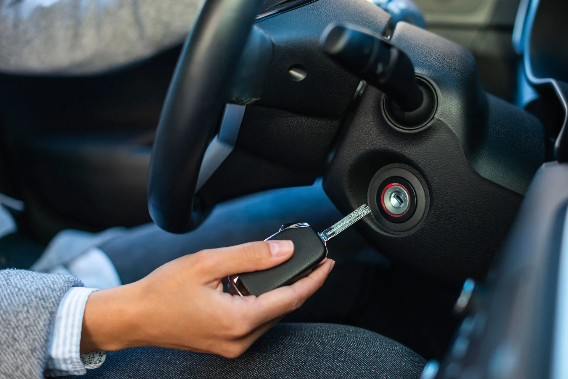 Clés laissées à l’intérieur d’une voiture verrouillée